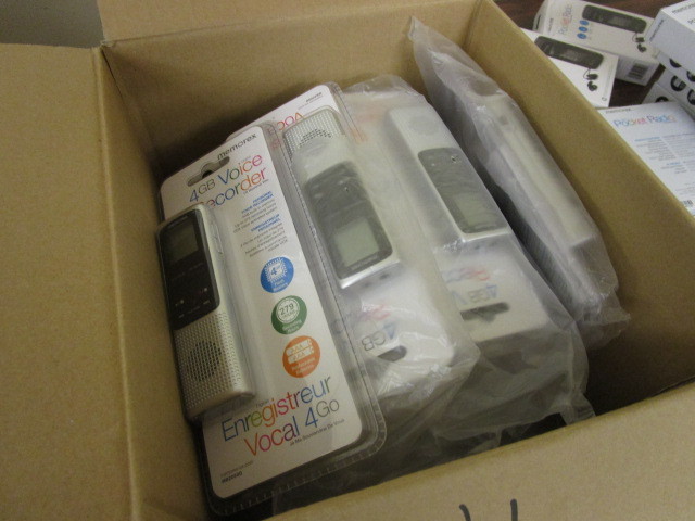 lot 330 image: DIGITAL VOICE RECORDERS