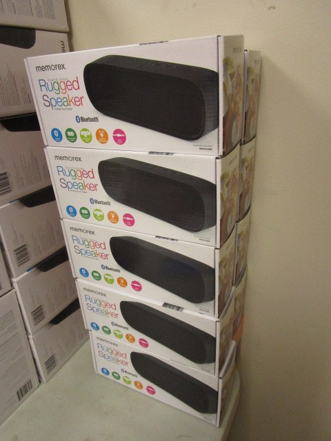 lot 343 image: BLUETOOTH WIRELESS SPEAKERS