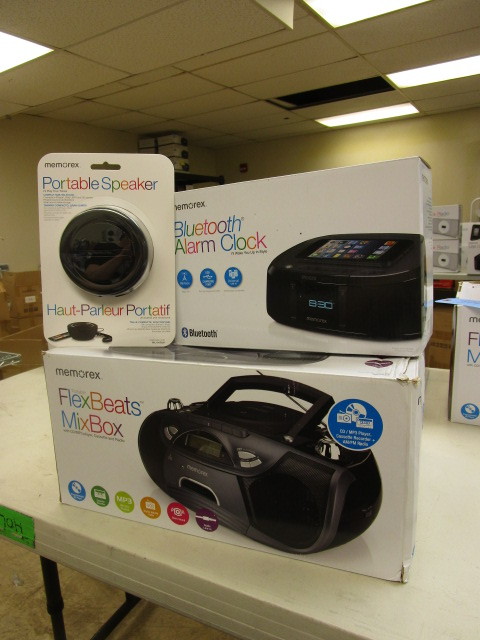 lot 346 image: ELECTRONICS WAKEUP BUNDLE
