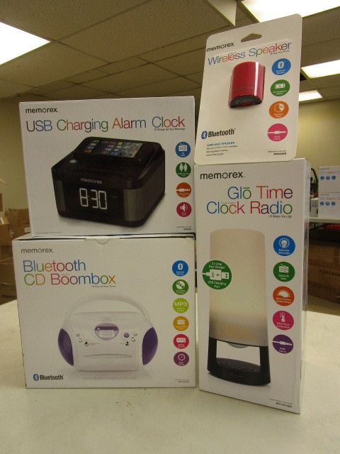 lot 352 image: BOOMBOX BUNDLE