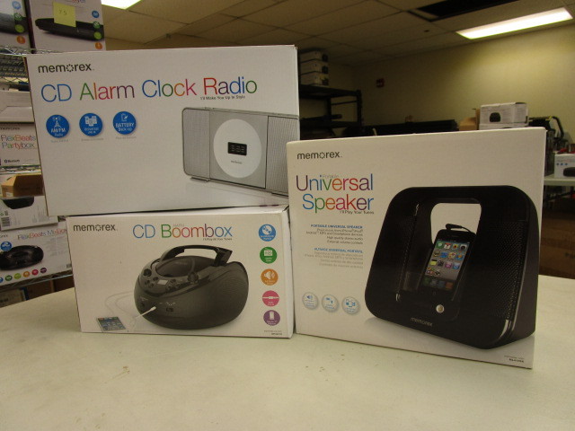 lot 359 image: CLOCK RADIO BUNDLE