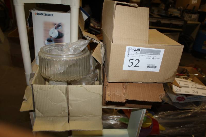 lot 52 image: Glass Globe Covers For Lighting Fixtures