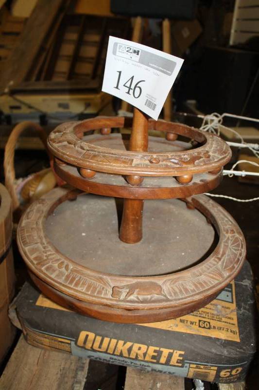 lot 146 image: Vintage Wooden Table Lazy Susan Server Stand