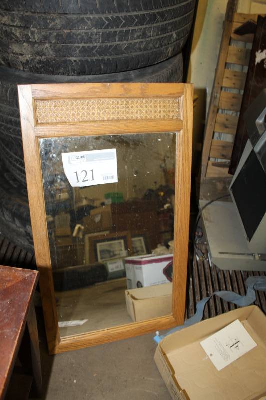lot 121 image: Decorative Wood Frame Mirrored Medicine Cabinet