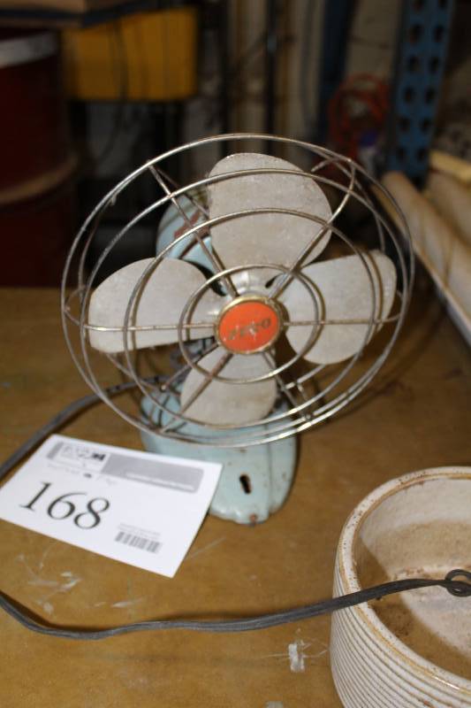 lot 168 image: Zero Vintage Table Fan