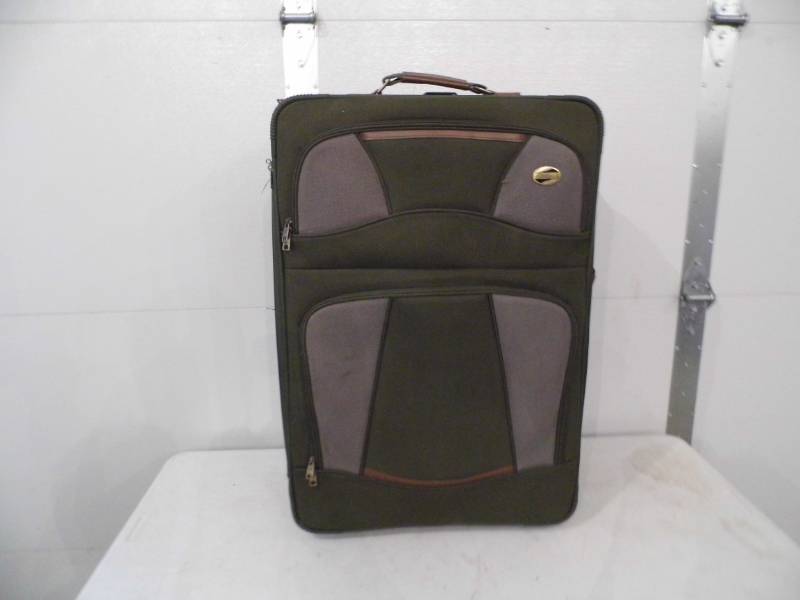 Lot of 2 Suitcases