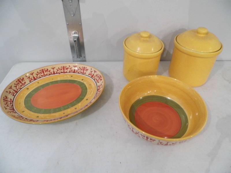 Cannisters - Platter - Bowl