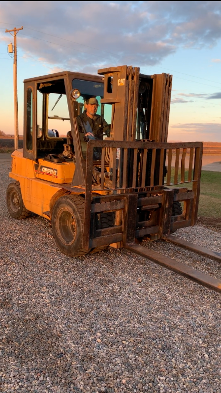 1997 Caterpillar DP30 Fork Lift