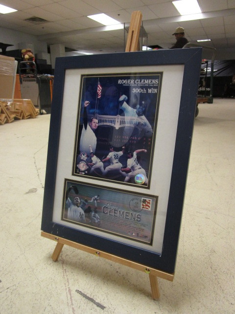 ROGER CLEMONS 300TH WIN MEMORABILIA