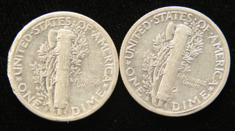 2 MERCURY SILVER DIMES 1942-S 1944-S