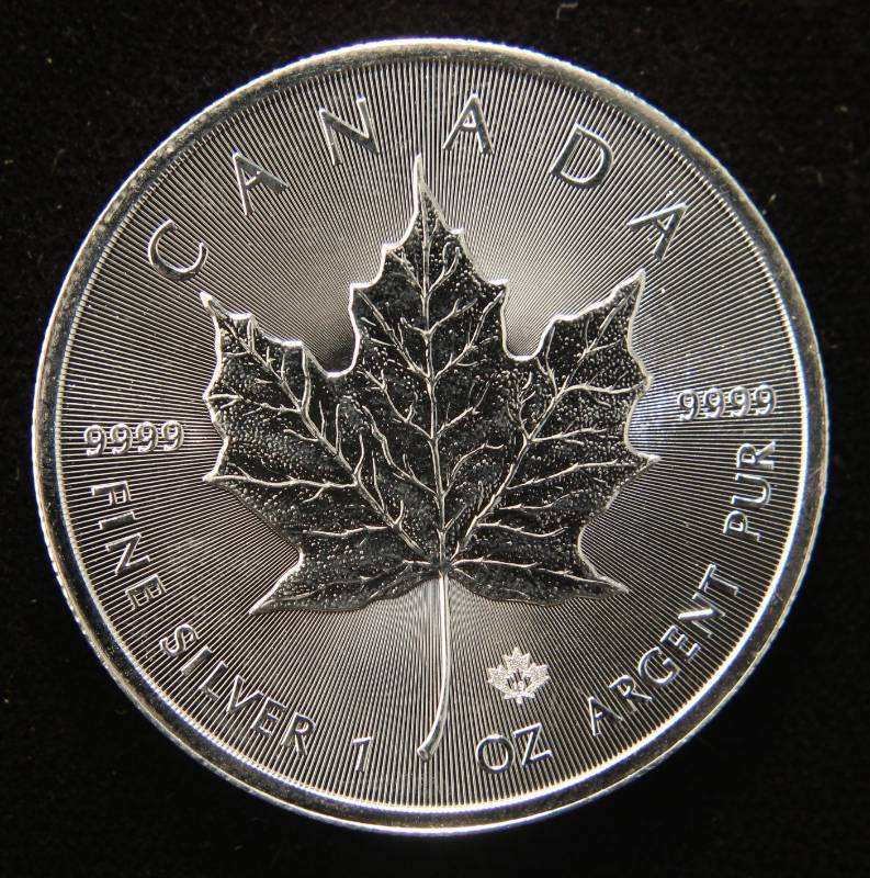 2019 CANADA $5 MAPLE LEAF 1 TROY OZ. .999 FINE SILVER