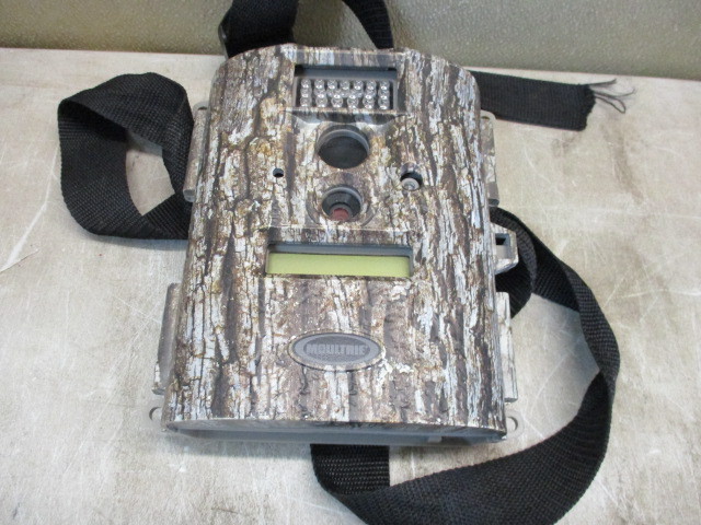 lot 4 image: Moultrie Game Camera