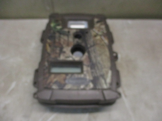 lot 5 image: Moultrie Game Camera