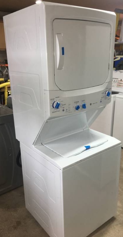 lot 10 image: Washing Machine and Dryer Combo Unit