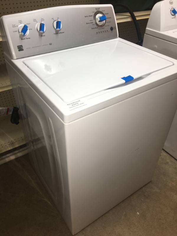 lot 18 image: Washing Machine
