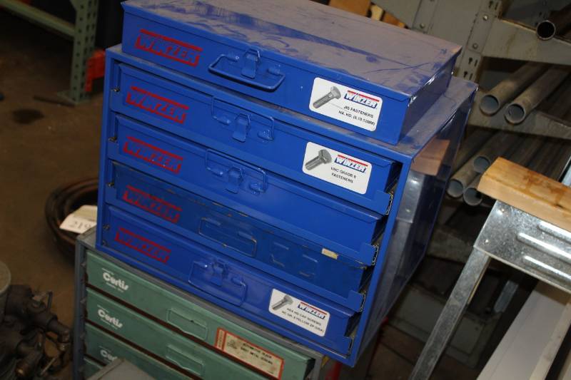 lot 230 image: 5-Drawer Metal Parts Organizer Cabinet with 24-bin Storage Trays