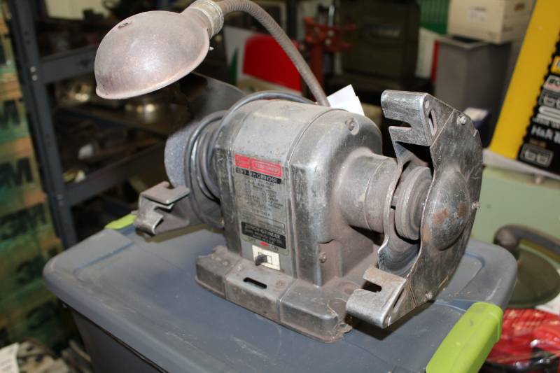 lot 246 image: Sears Craftsman 2-Wheel Bench Grinder