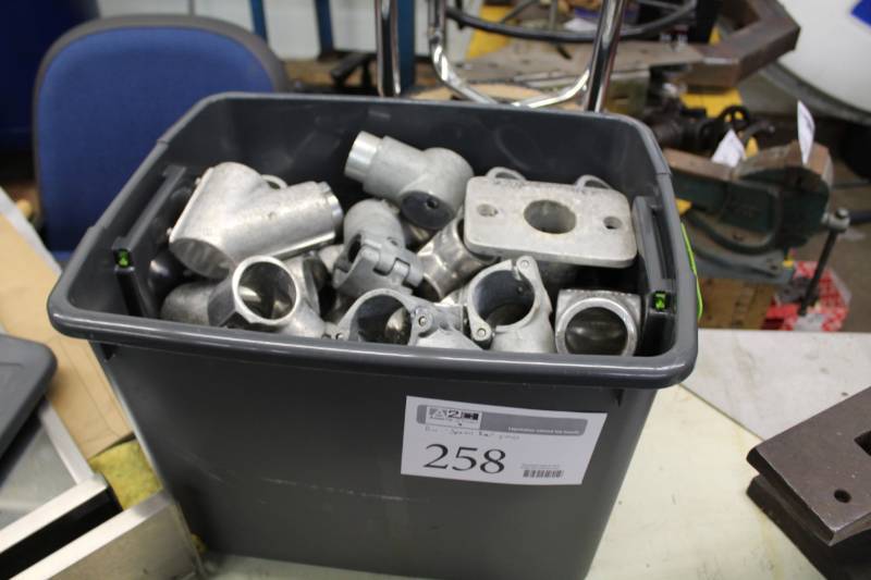 lot 258 image: Speed Rail Pieces