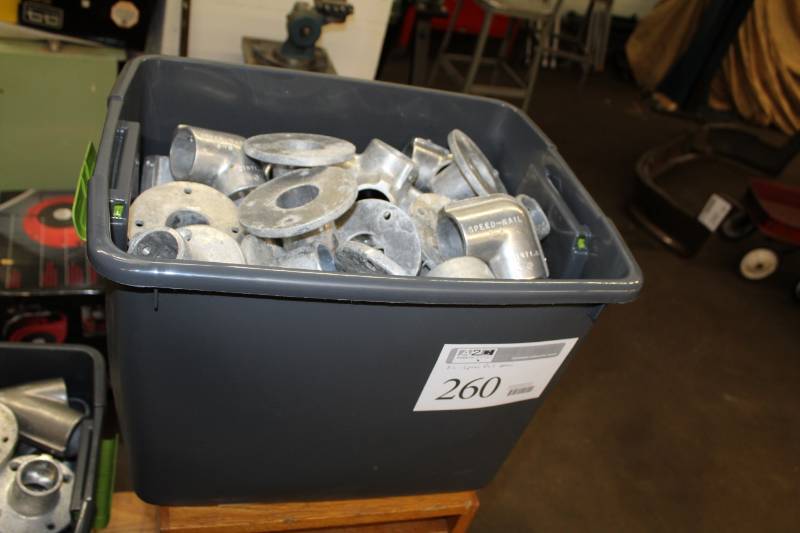 lot 260 image: Speed Rail Pieces