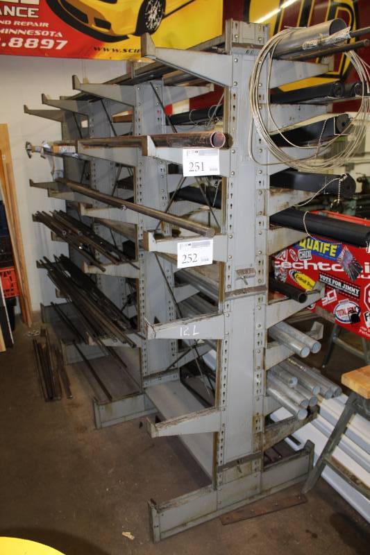 lot 251 image: Rack
