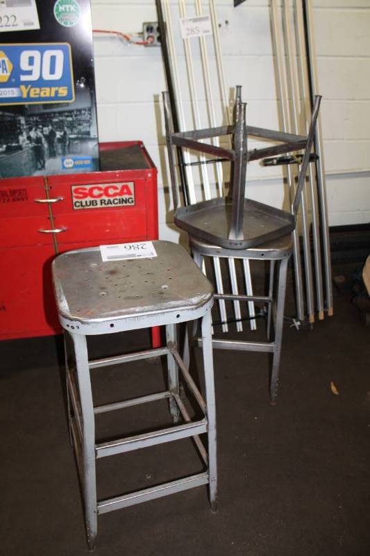 lot 286 image: Metal Stools