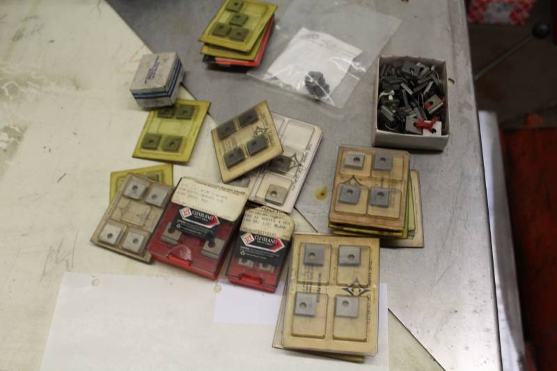 lot 308 image: Cleveland Twist Drill Screw Machine Bits