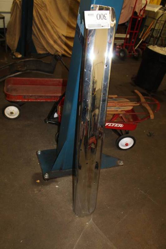 lot 300 image: Early Toyota Chrome Bumper