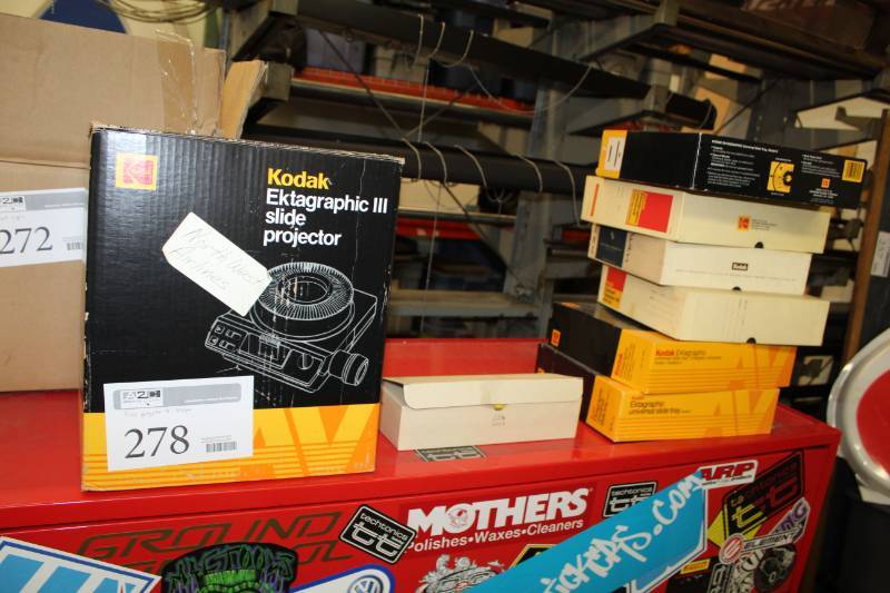 lot 278 image: Kodak Ectagraphic III Slide Projector with Slide Carousels