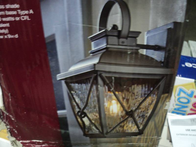 lot 7 image: Home Decorators Collection Medium E...