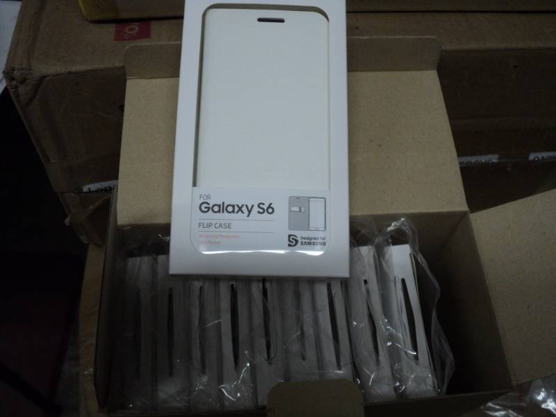 lot 44 image: 10 Flip Case for Galaxy S6...