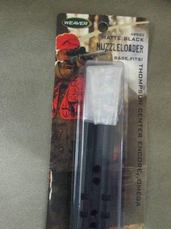lot 120 image: Lot of 12 Weaver Muzzleloader Base ...