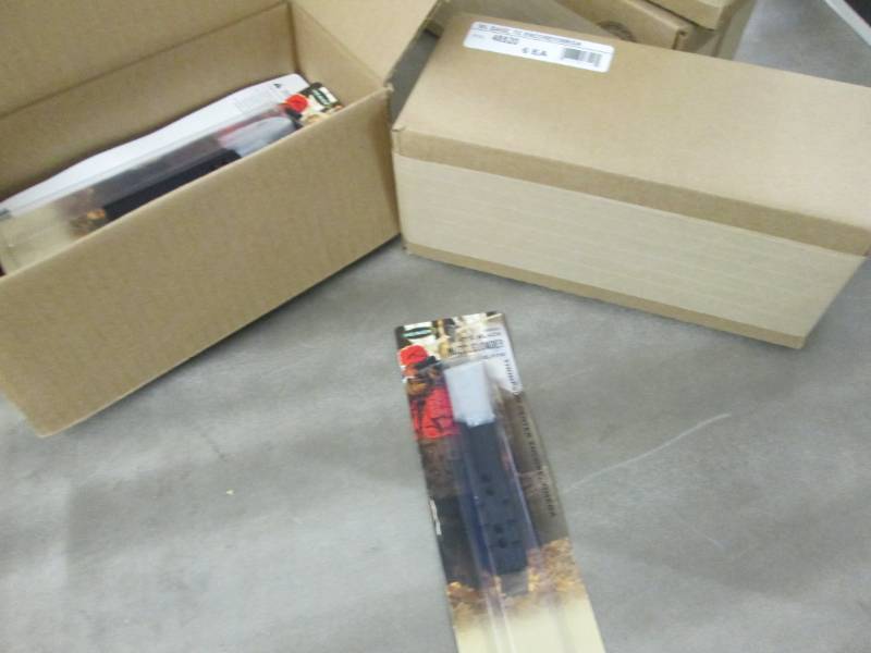 lot 121 image: Lot of 12 Weaver Muzzleloader Base ...