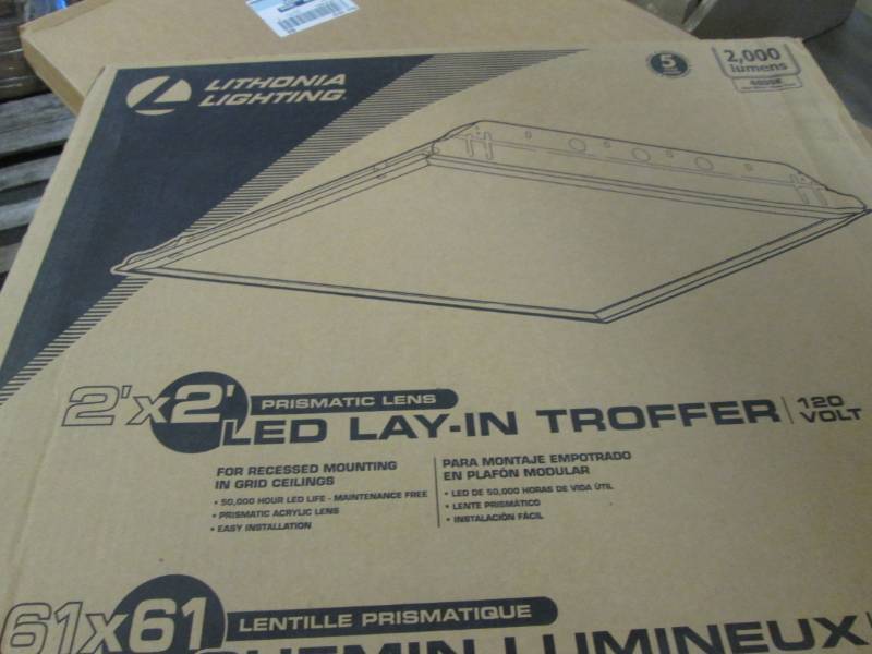 lot 149 image: Lithonia Lighting 2 ft. x 2 ft. Whi...