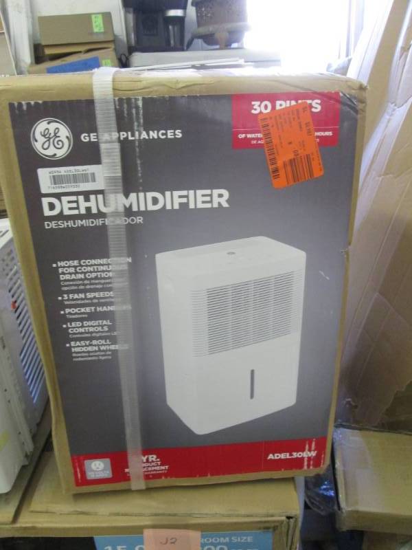 lot 185 image: GE 30 pt. Dehumidifier open box, un...