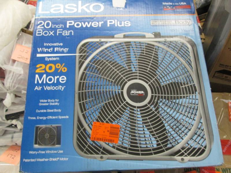 lot 214 image: Lasko 20 in. Power Plus Box Fan ope...