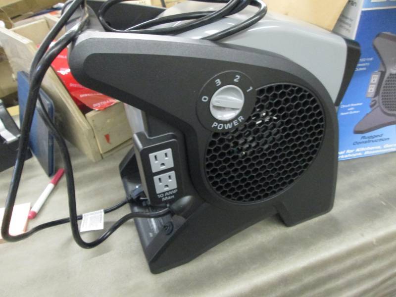 lot 219 image: Lasko Pro-Performance Pivoting Util...