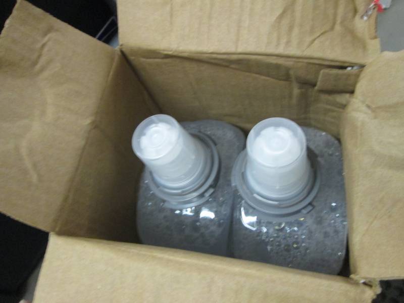 lot 249 image: Pack of 2 - 1200 ml Purell Hand San...