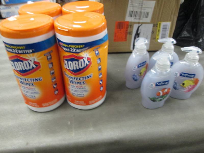 lot 269 image: 4- 75 ct Canisters Clorox Disinfect...