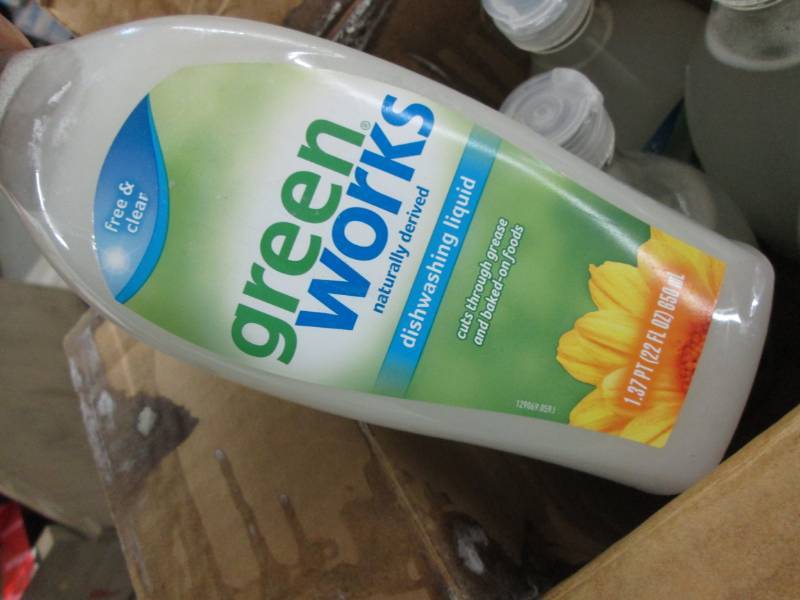 lot 271 image: 5 Bottles Green Works 22 fl oz Dis...