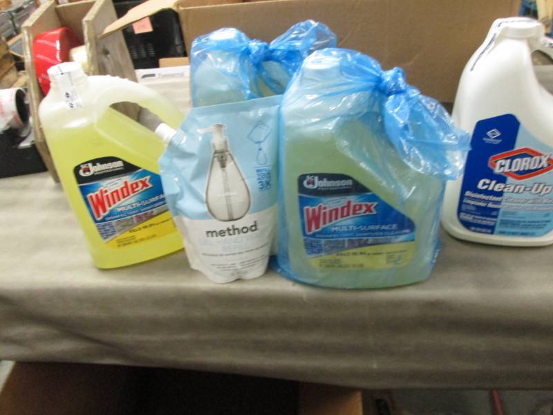 lot 273 image: Lot of 3 Gallons Windex Multi-Surfa...