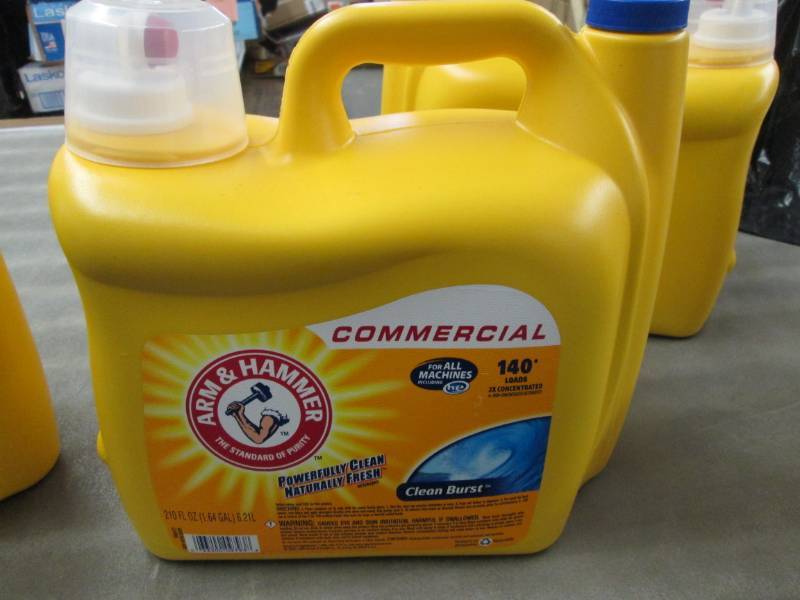 lot 281 image: Arm & Hammer Clean Burst Liquid Lau...