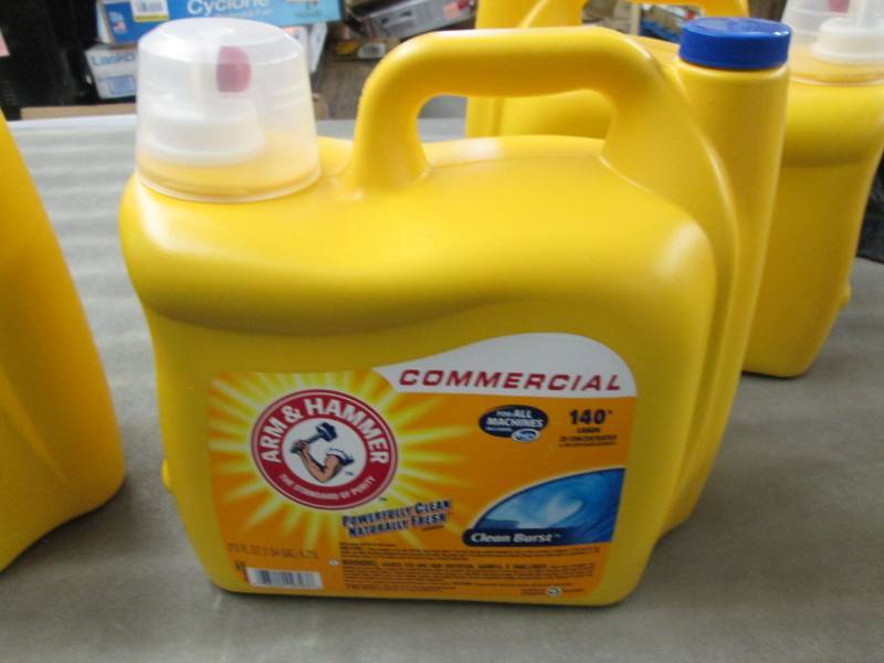 lot 283 image: Arm & Hammer Clean Burst Liquid Lau...
