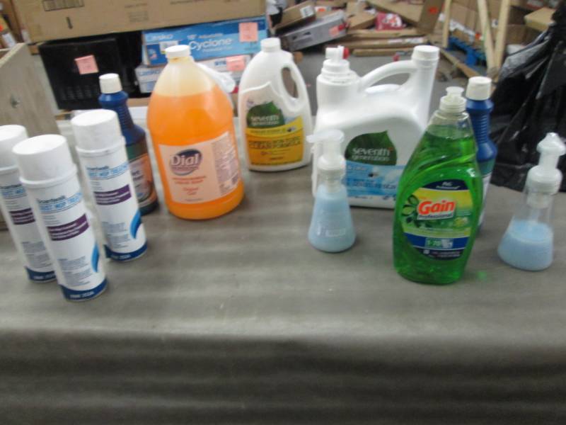 lot 290 image: Assorted Cleaning Products - see im...