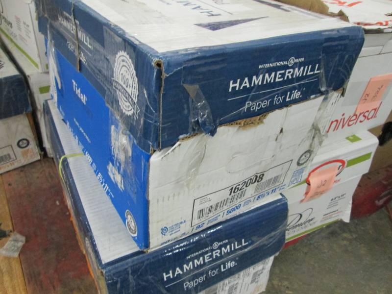 lot 329 image: Case of Hammermill  Tidal 20 lb 500...