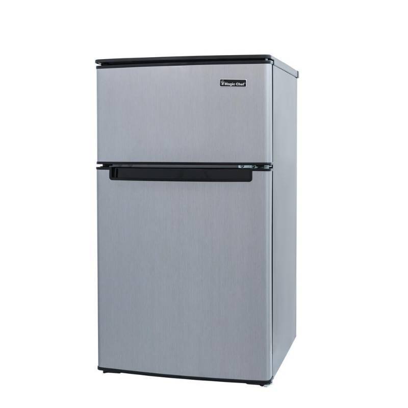 lot 184 image: Magic Chef 3.1 cu. ft. Mini Refrige...