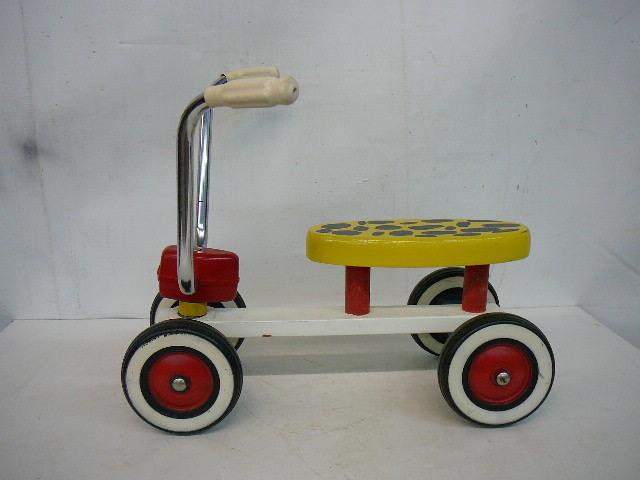 Vintage wooden scoter