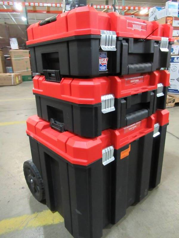lot 50 image: CRAFTSMAN VERSASTACK 20.5-in Plastic Lockable Wheeled Tool Box CMST60406