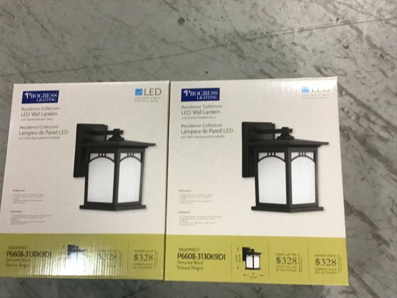 Progress Lighting Residence Collection 1-Light Outdoor 6 Inch Textured Black LED Wall Lantern QTY 2 not used