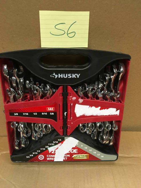 lot 56 image: Husky Combo Wrench Set (28-Piece) not used