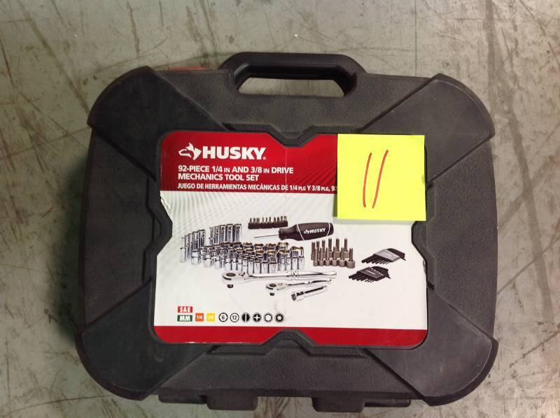 Husky Mechanics Tool Set (92-Piece)  Open box in like new condition